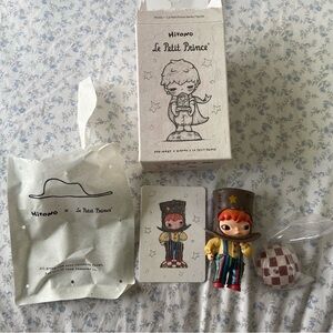 Hirono × Le Petit Prince Series Figure - The Conceited Man Pop Mart Blind box
